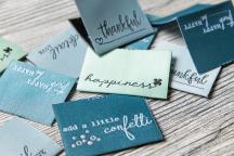 Designer set geweven label 'happiness colored' by Unikati - Artikel-nr. 9117