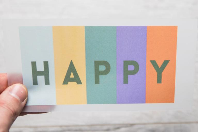 Designer-strijkapplicatie \"HAPPY\" van Unikati – Bag Design (Artikel-nr. 9406)