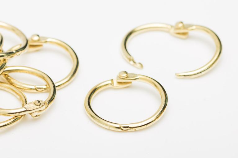 Ringen goud, Ø binnenzijde 19 mm (Artikel-nr. 2112)
